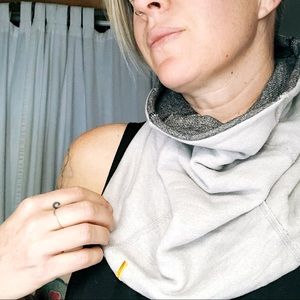 LUCY Athletic Cowl